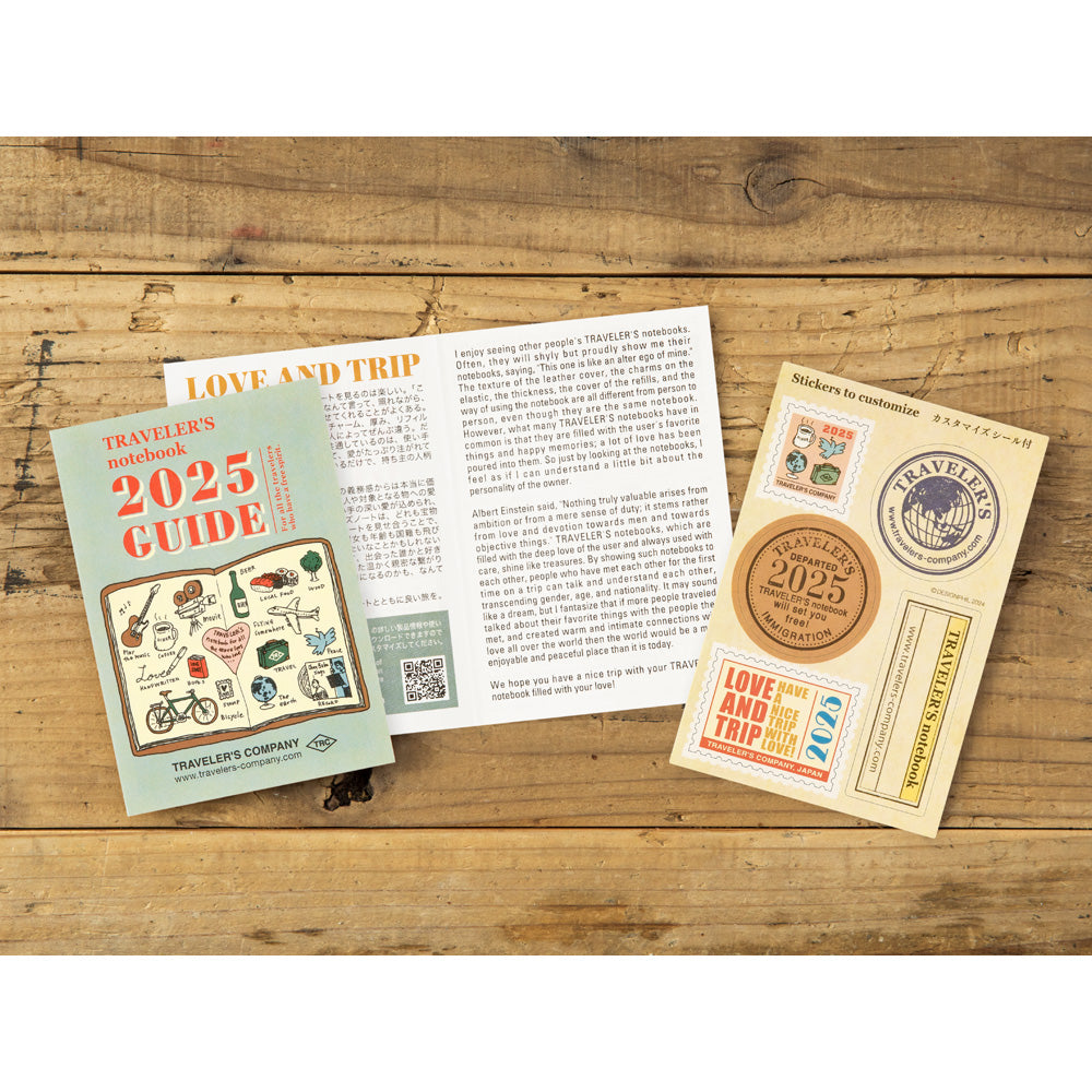 TRAVELER'S notebook Passport Size Refill 2025 Weekly