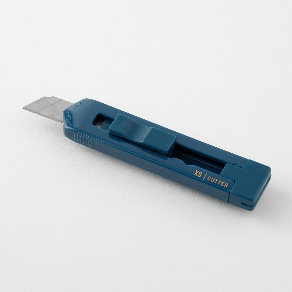 Midori XS Cutter Navy Blue A