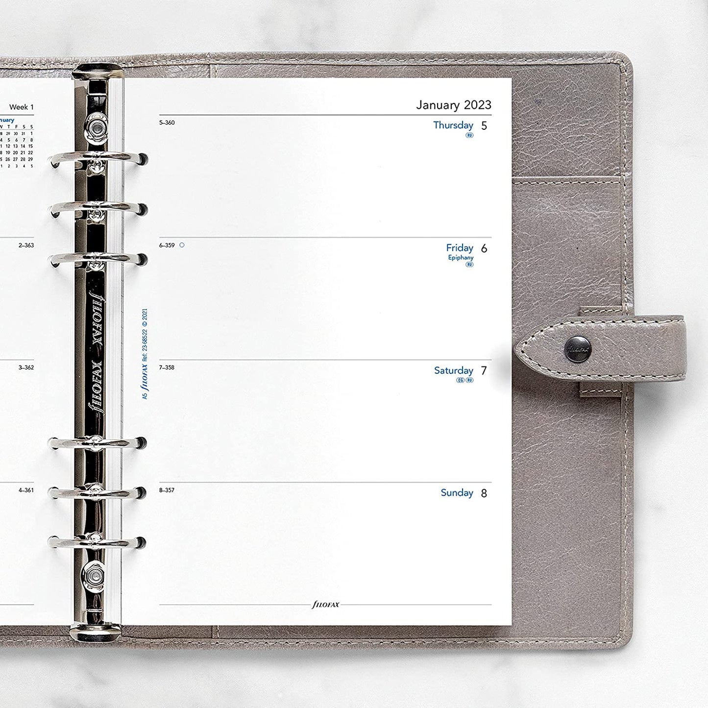 Week On Two Pages Diary - A5 2023 English