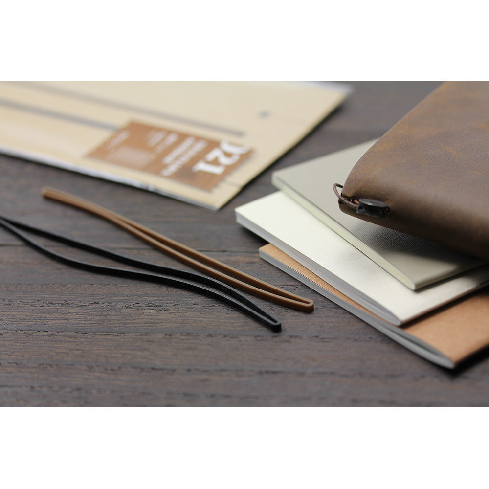 TRAVELER'S notebook Refill Passport Size Connecting Rubber Band 011