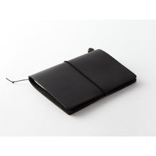 Load image into Gallery viewer, TRAVELER&#39;S Notebook (Passport Size) Black
