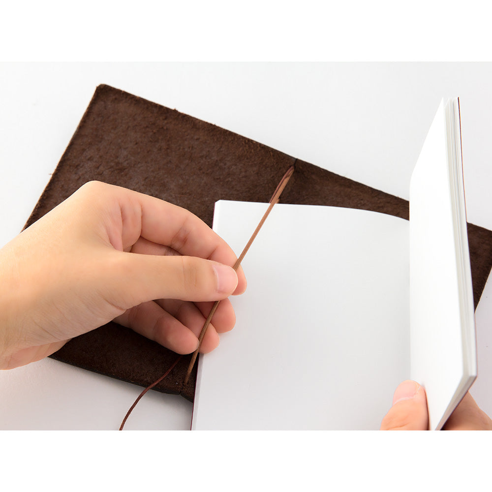 TRAVELER'S Notebook (Passport Size) Brown