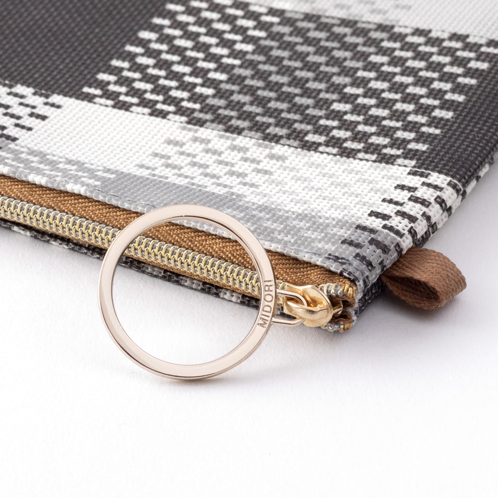 Mesh Graphics Pouch (A6) Check Black