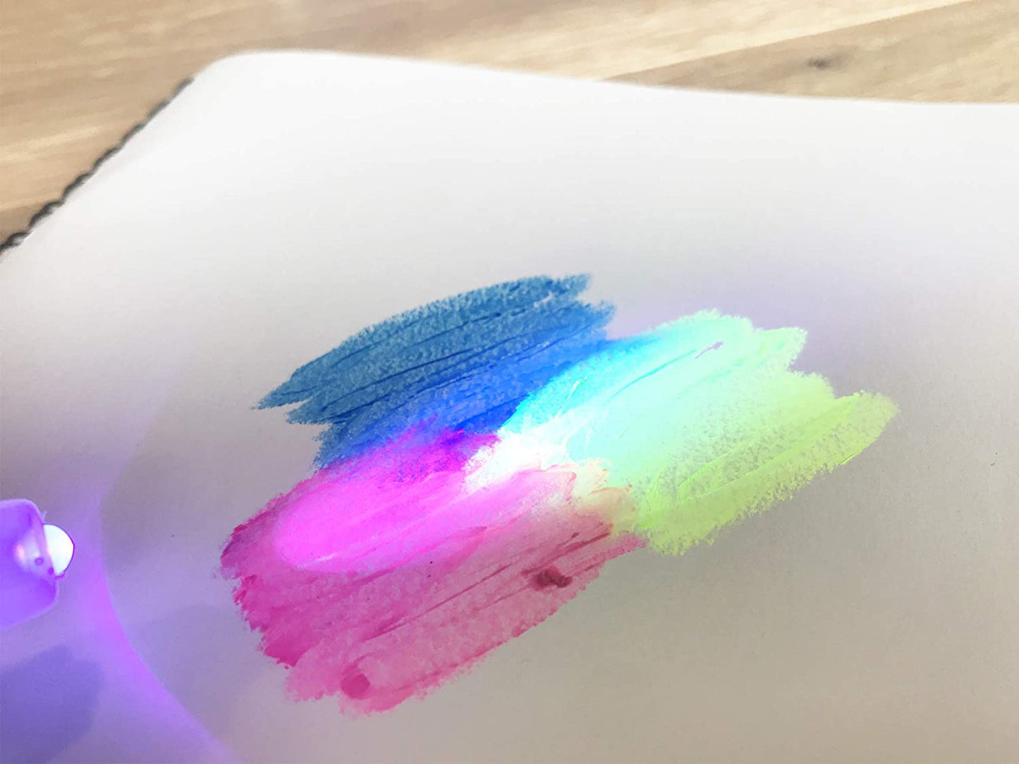 Kokuyo Fluorescent Crayons