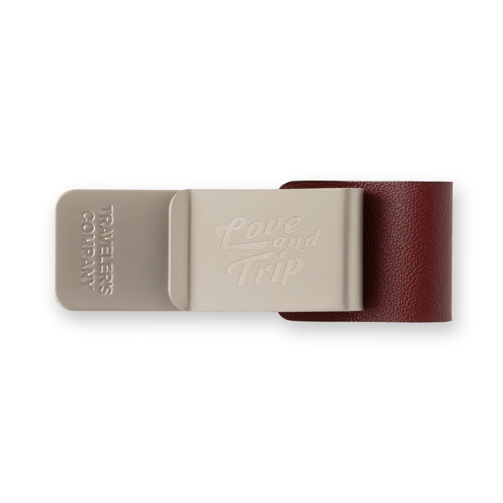 TRAVELER’S notebook Pen Holder LOVE AND TRIP Red