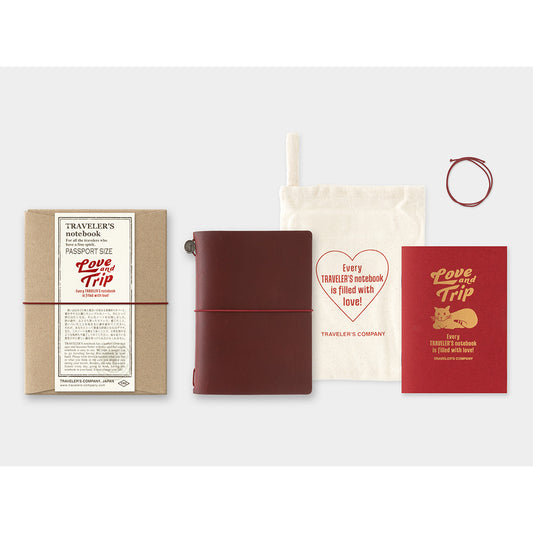 TRAVELER’S notebook Passport Size LOVE AND TRIP Red