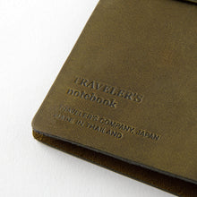 Load image into Gallery viewer, TRAVELER’S notebook Passport Size Olive
