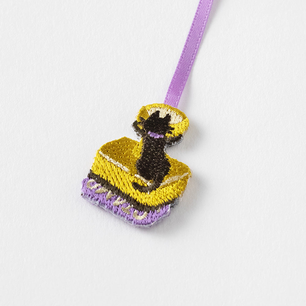Bookmarker Embroidery Cat