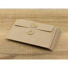 Load image into Gallery viewer, KRAFT ENVELOPE &lt;M&gt; Horizontal with String Brown
