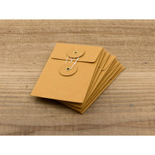 Load image into Gallery viewer, KRAFT ENVELOPE (S) Vertical with String Orange
