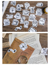 Load image into Gallery viewer, Black and White Weekly Planner Stickers
