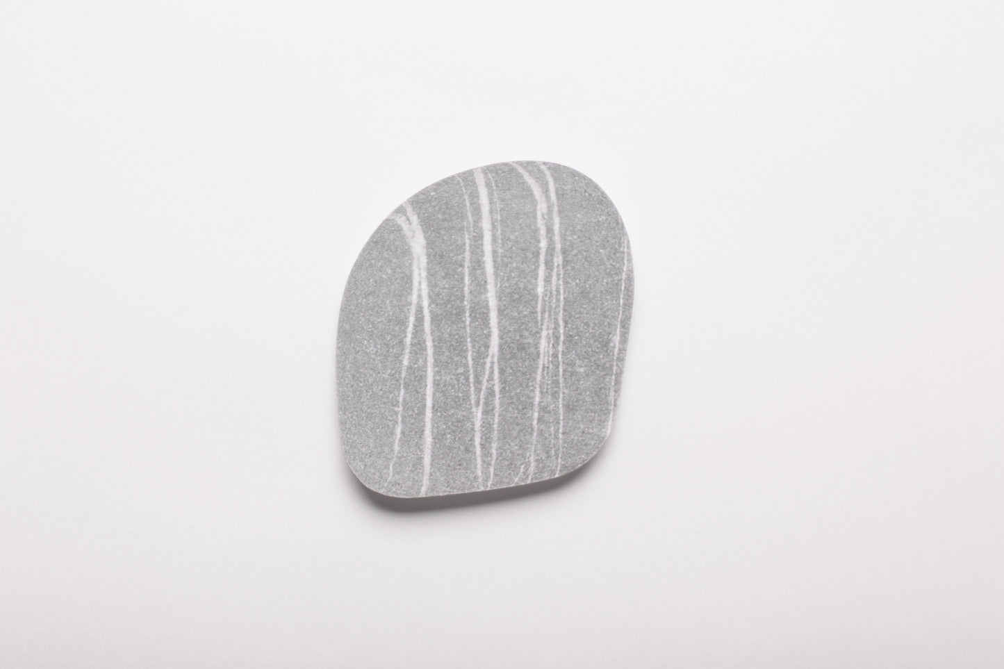 Appree Sticky Leaf Pebbles